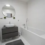 Centrum-vusch Parking Included Apartament
