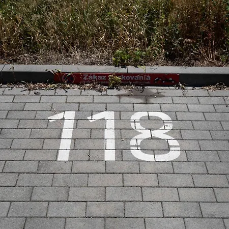 Centrum-vusch Parking Included Кошице